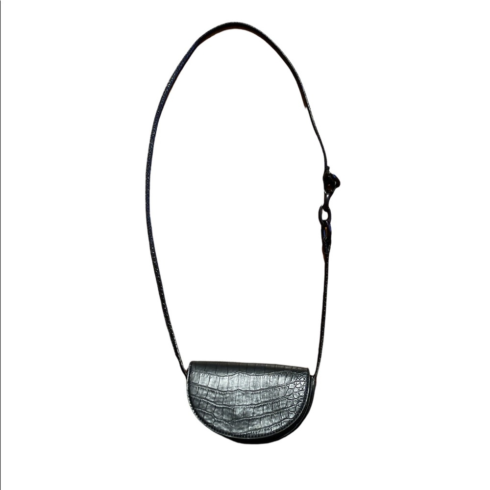 Black Faux Croc Embossed Saddle Handbag Purse